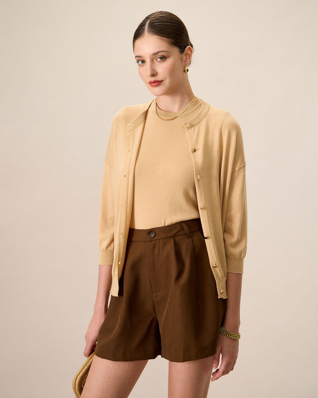 Khakifarbene Damen-Strickjacke aus geripptem Tencel mit Rundhalsausschnitt