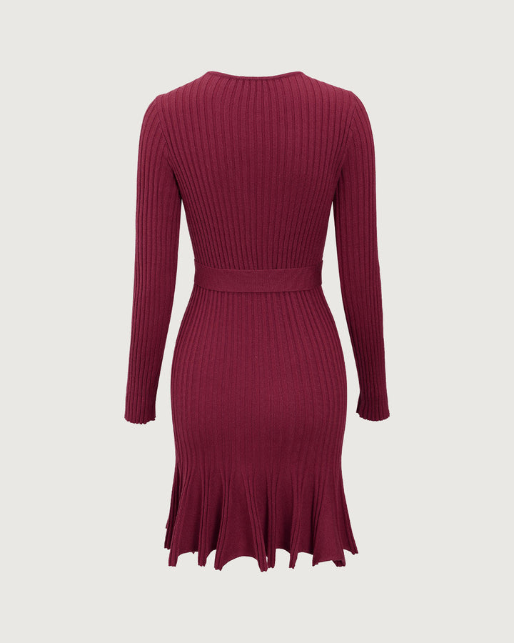 Rotweinfarbener Wickelpullover-Minikleid