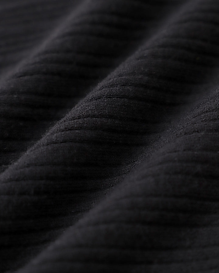 Schwarzes Ripp-Minikleid mit Rundhalsausschnitt