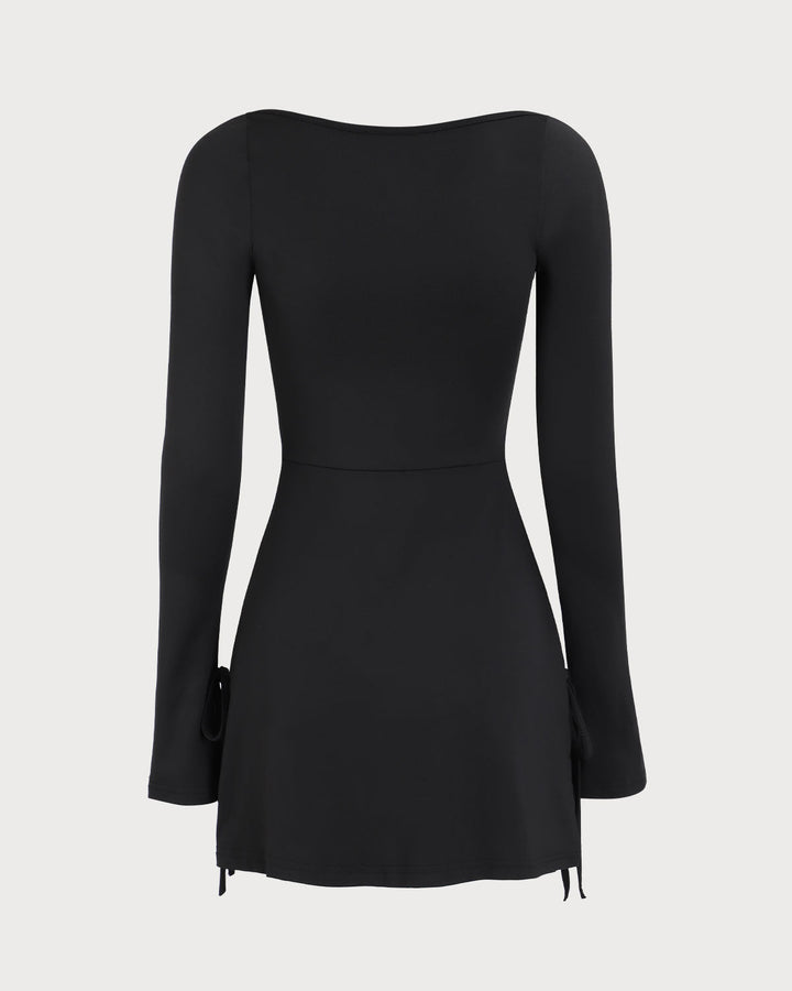 Schwarzes Damen-Minikleid mit eckigem Ausschnitt und langen Ärmeln