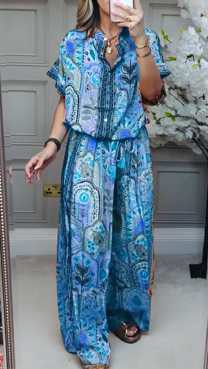 חליפה נינוחה בגזרה רחבה עם צווארון עגול והדפס