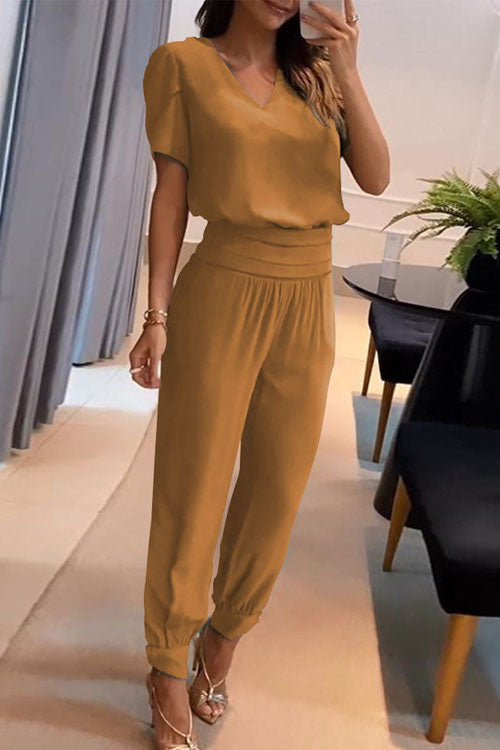 סט שני חלקים עם צווארון V מודפס, חולצה קצרה ומכנסיים ארוכים