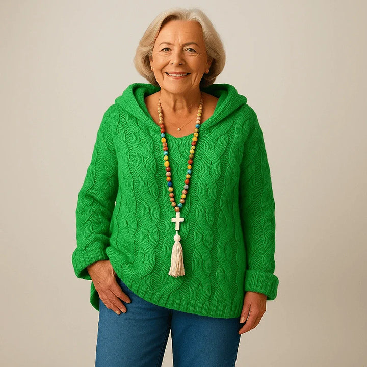 תמר מצב | סוודר עם כובע נוח ואלגנטי