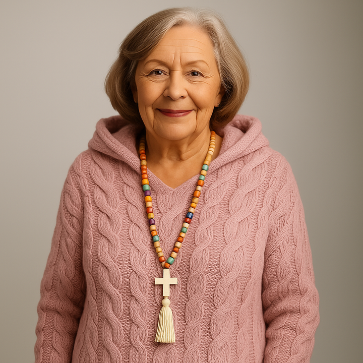 Tamar Matzav | סוודר עם כובע נעים ואלגנטי