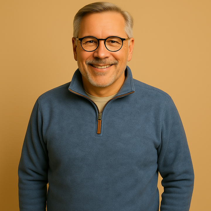 תמר מצב | סוודר קלסי עם חצי רוכסן