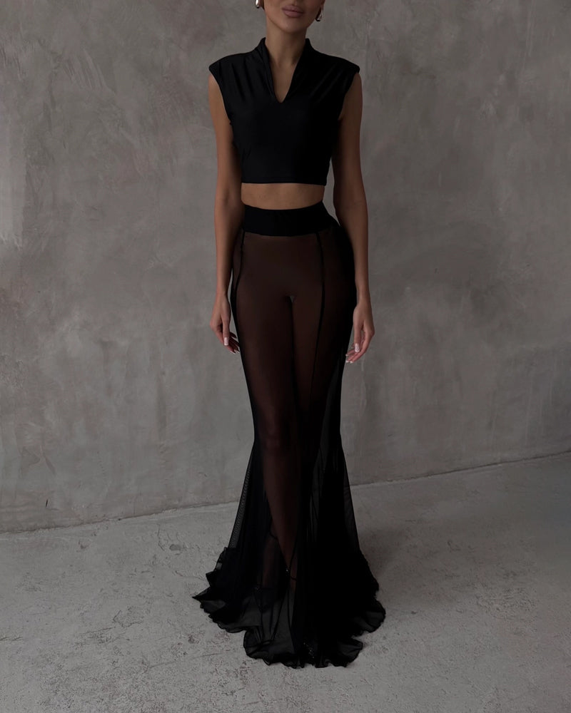 Two-Piece Set: Stylish Jacket and Trendy Perspective Skirt