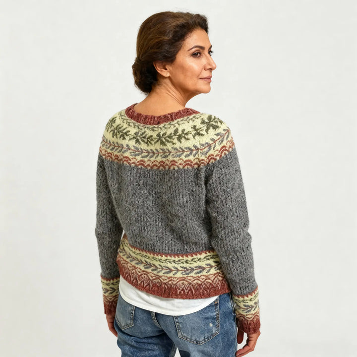 תמר מצב | סוודר נעים וקלאסי