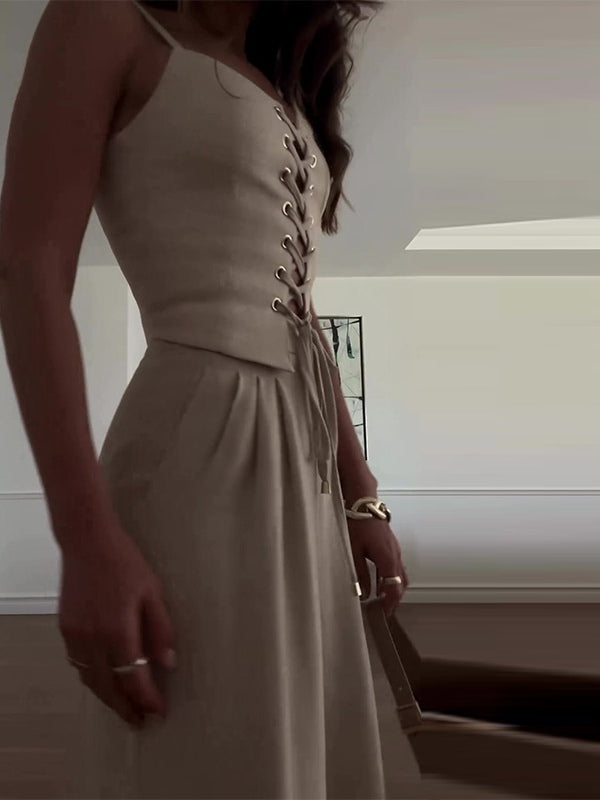 Two-Piece Set: Tie-Front Camisole in Linen Blend