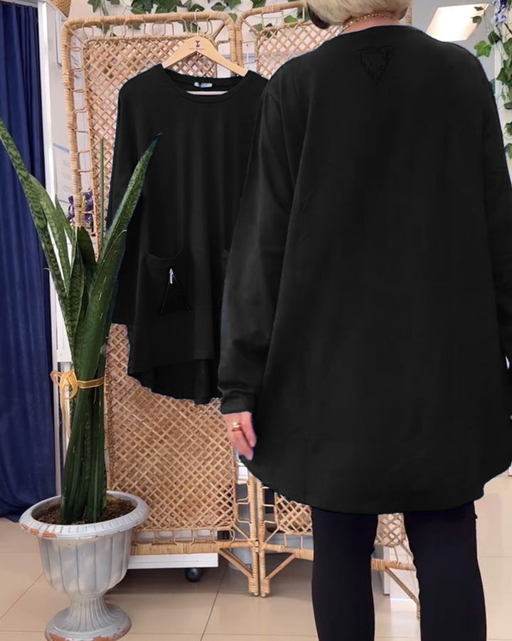 סווטשירט בצבע אחיד עם צווארון עגול וכיס עם רוכסן