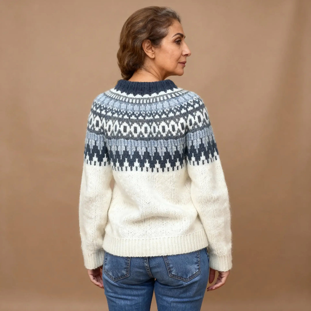 תמר מצב | סוודר נעים וקלאסי