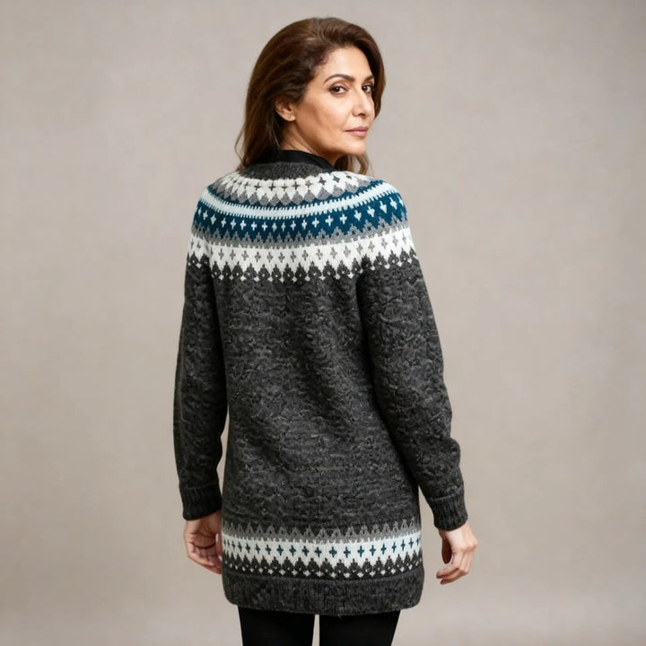 תמר מצב | סוודר נעים וקלאסי