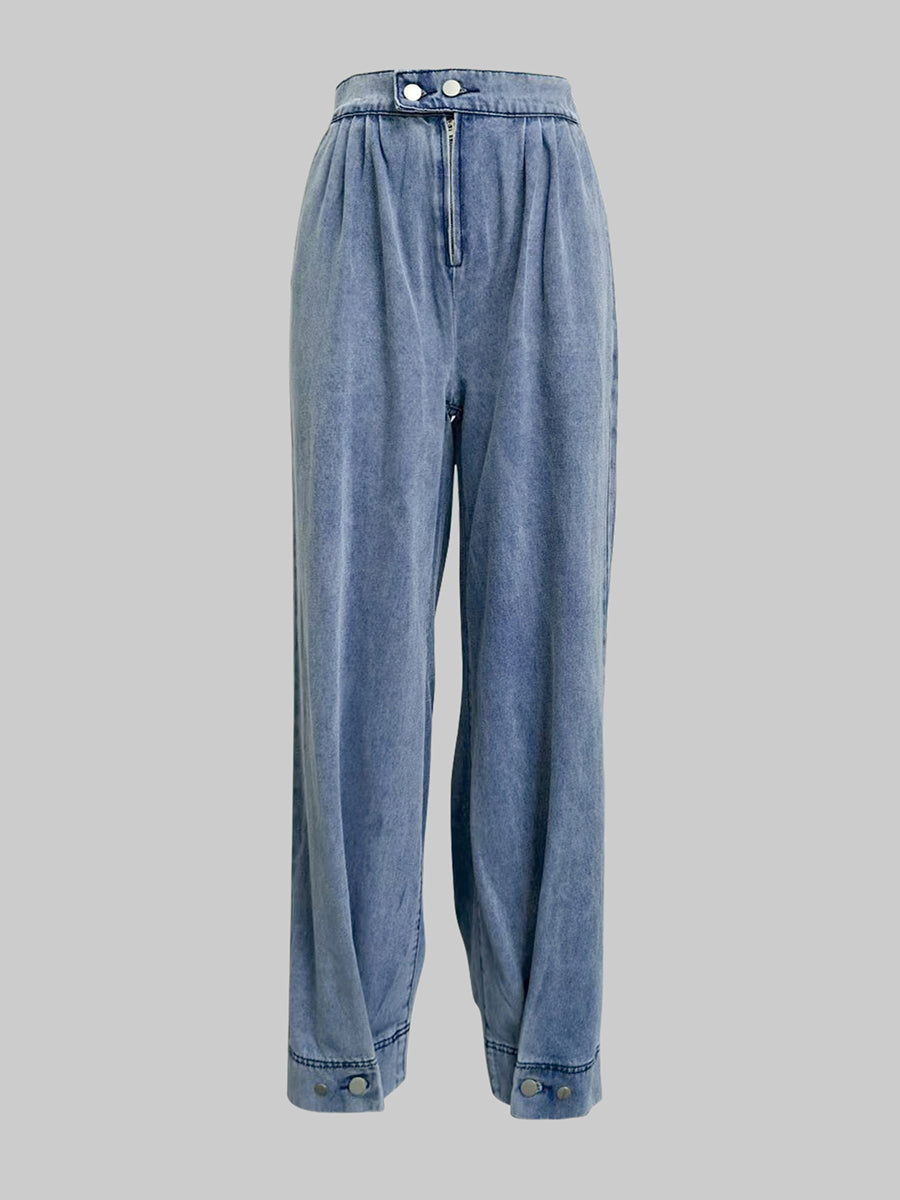 Relaxed Fit Solid Color Zippered Jean Knickerbockers