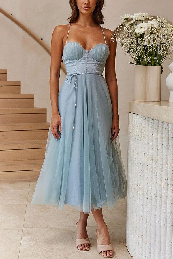 Chic Chiffon Maxi Dress with Suspenders for a Modern Princess Look