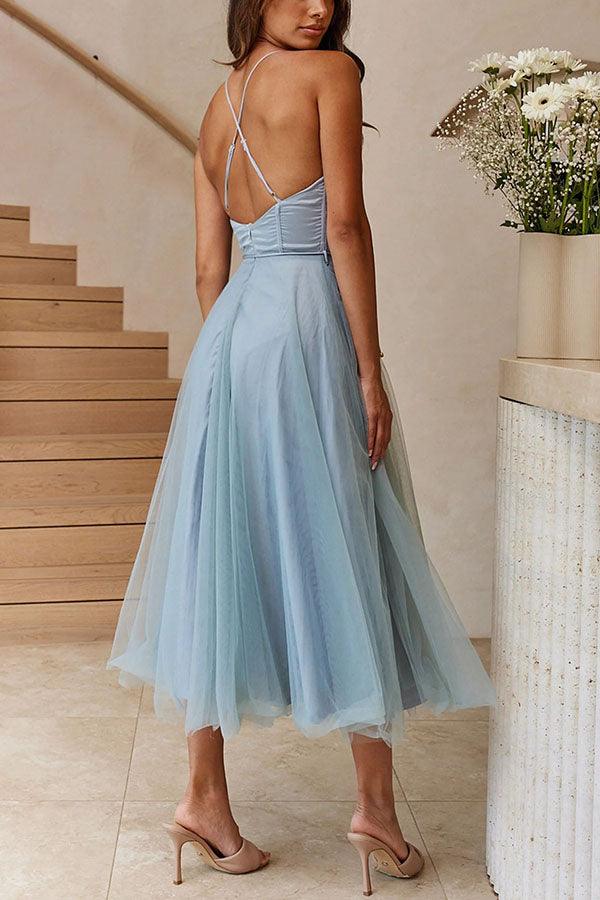 Chic Chiffon Maxi Dress with Suspenders for a Modern Princess Look