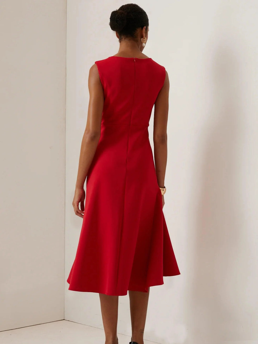 Elegant Red A-Line Midi Dress with Waist Twist - Perfect for Day to Night