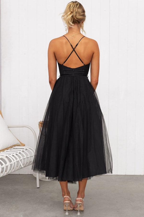 Chic Chiffon Maxi Dress with Suspenders for a Modern Princess Look