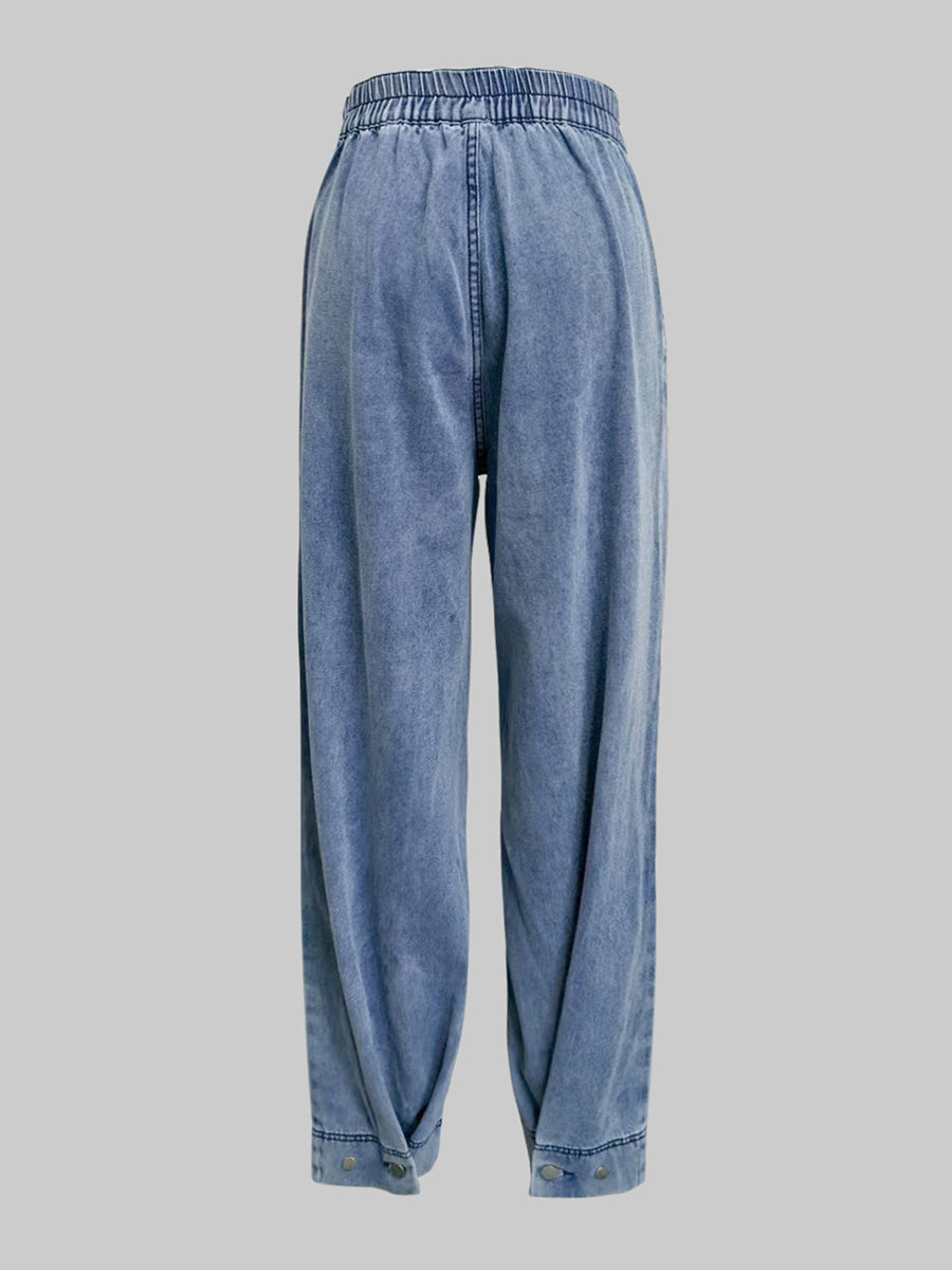 Relaxed Fit Solid Color Zippered Jean Knickerbockers