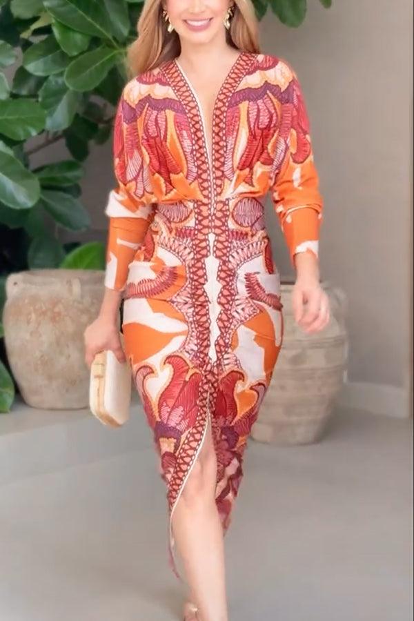 Distinctive Print Long Sleeve Ruched Midi Dress with Slit