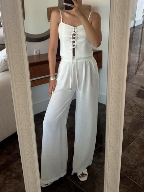 Two-Piece Set: Tie-Front Camisole in Linen Blend