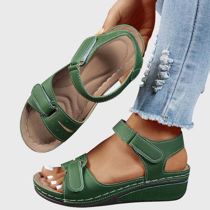 Hana - Comfort-Focused Orthopedic Sandals