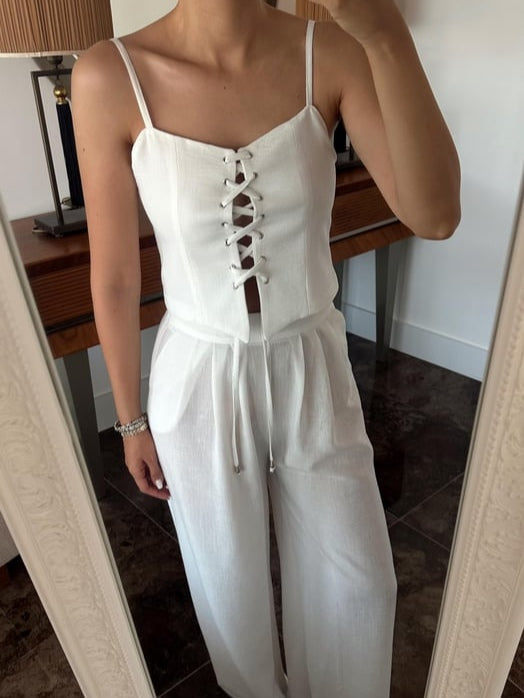 Two-Piece Set: Tie-Front Camisole in Linen Blend