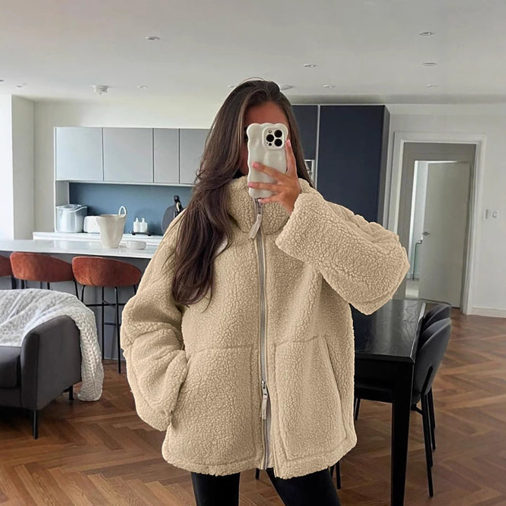 KAJA – Cozy Teddy Jacket