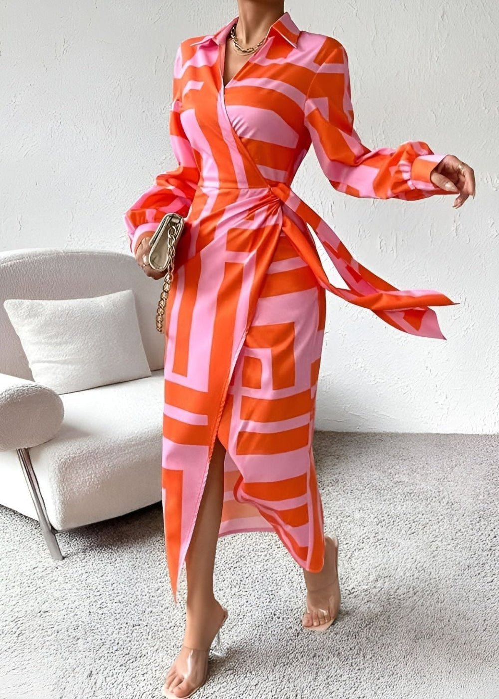 שמלת עטיפה מדהימה לאלגנטיות ללא מאמץ