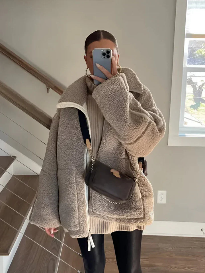 KAJA – Cozy Teddy Jacket