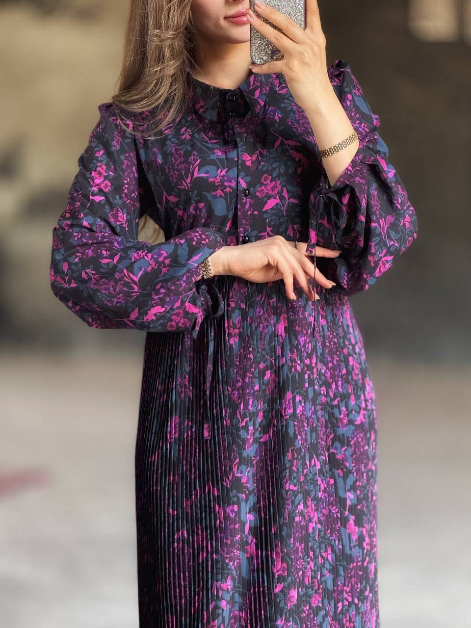 שמלת מקסי פרחונית עם קפלים שיקית