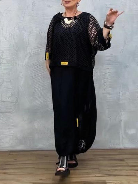 שמלה שחורה ללא שרוולים מרשת עם כיסוי תואם