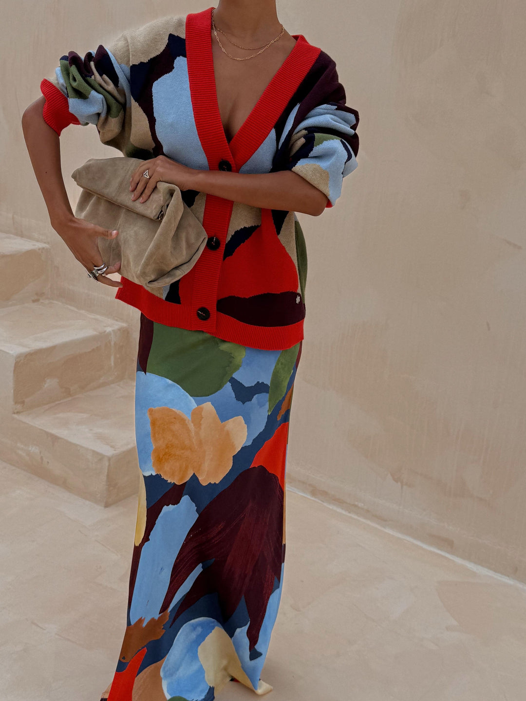 ז'קט סריג עם דוגמא גיאומטרית ועיצוב מופשט