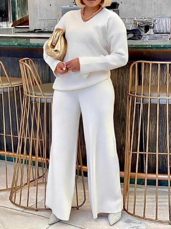 V-Neck Pullover with Long Sleeves in Solid Colors