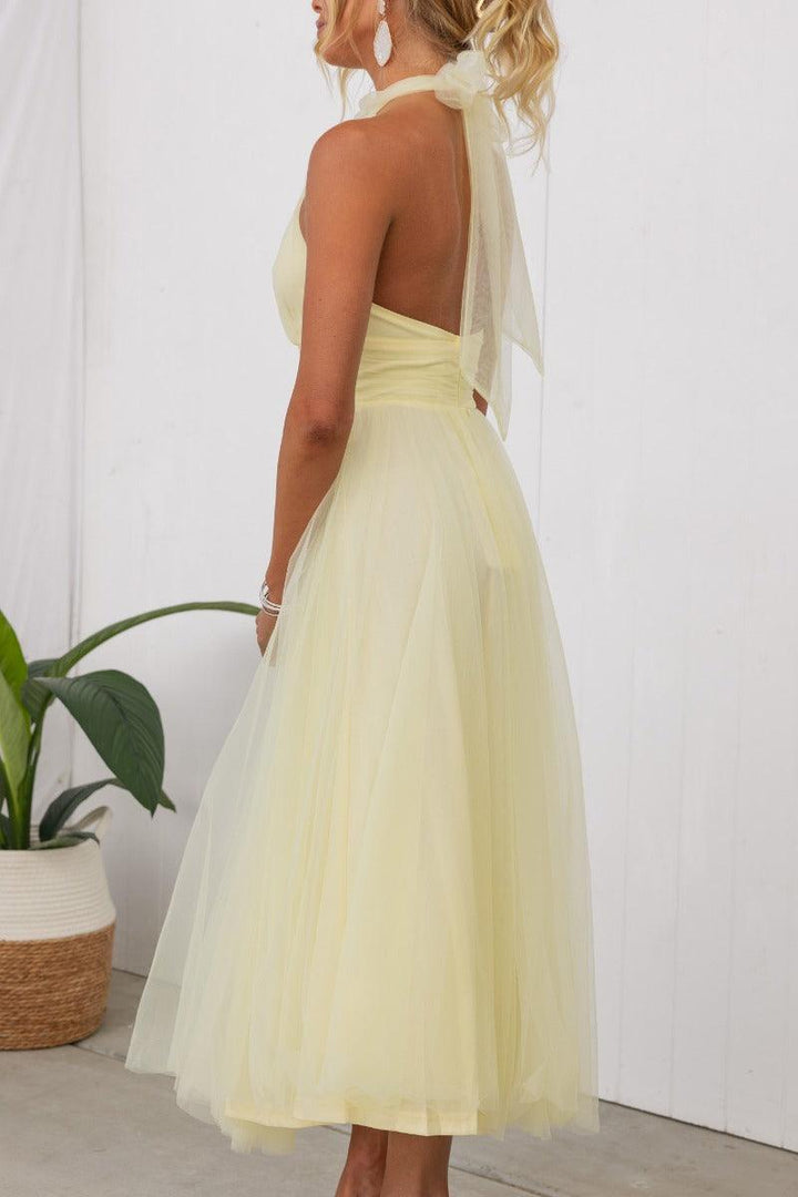 Enchanting Tulle Halter Maxi Dress with Gathered Detailing