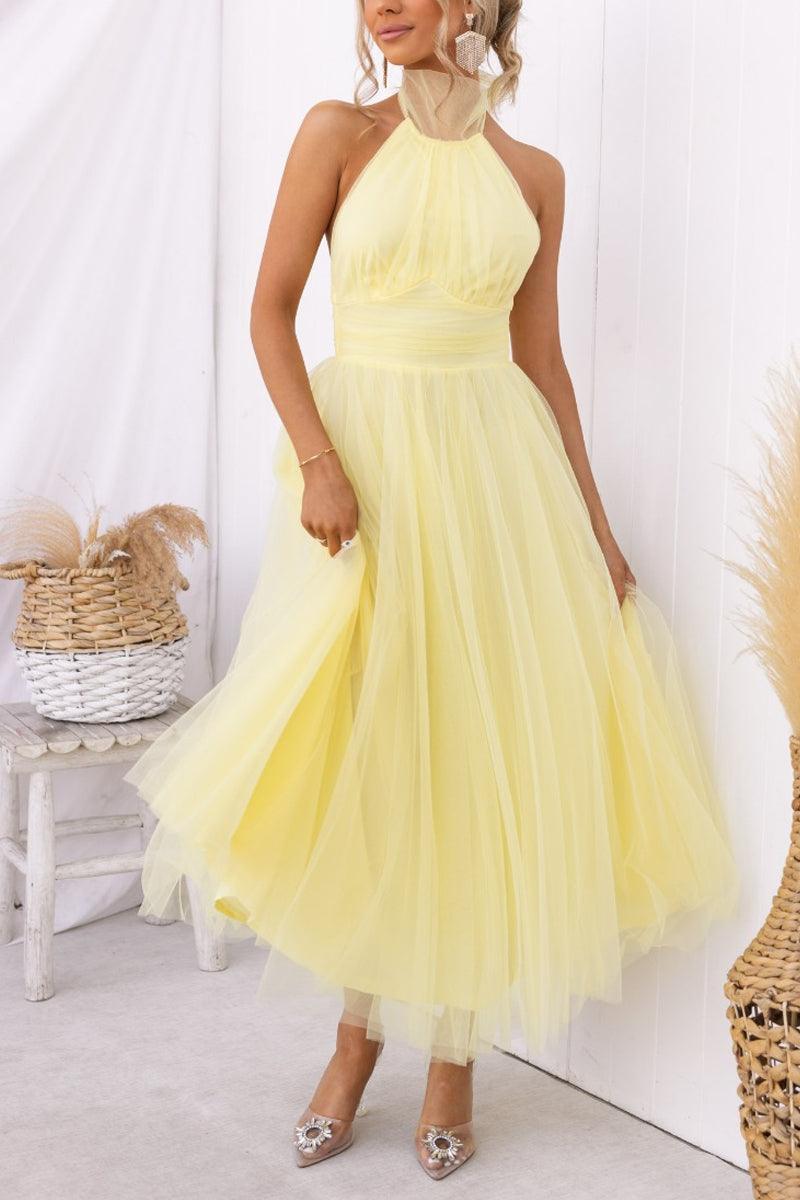 Enchanting Tulle Halter Maxi Dress with Gathered Detailing