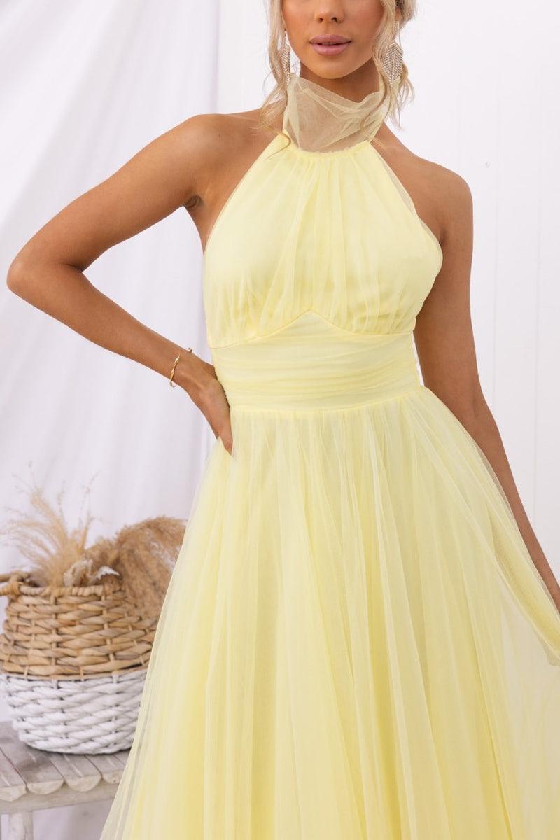 Enchanting Tulle Halter Maxi Dress with Gathered Detailing