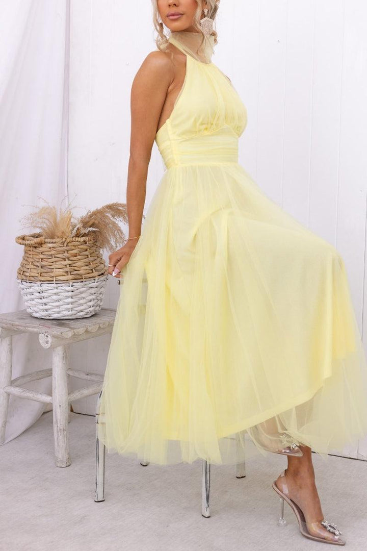 Enchanting Tulle Halter Maxi Dress with Gathered Detailing