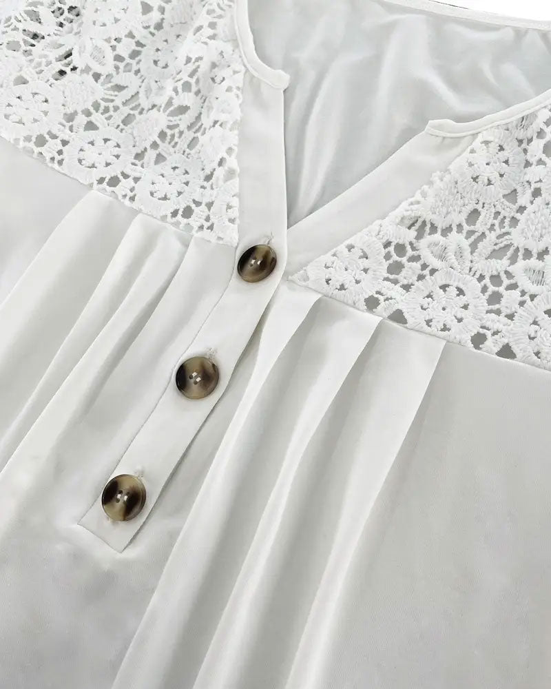 Lace Patchwork Pleated T-Shirt with Hollow Hem