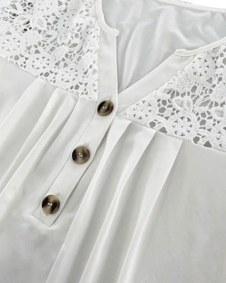 Lace Patchwork Pleated T-Shirt with Hollow Hem
