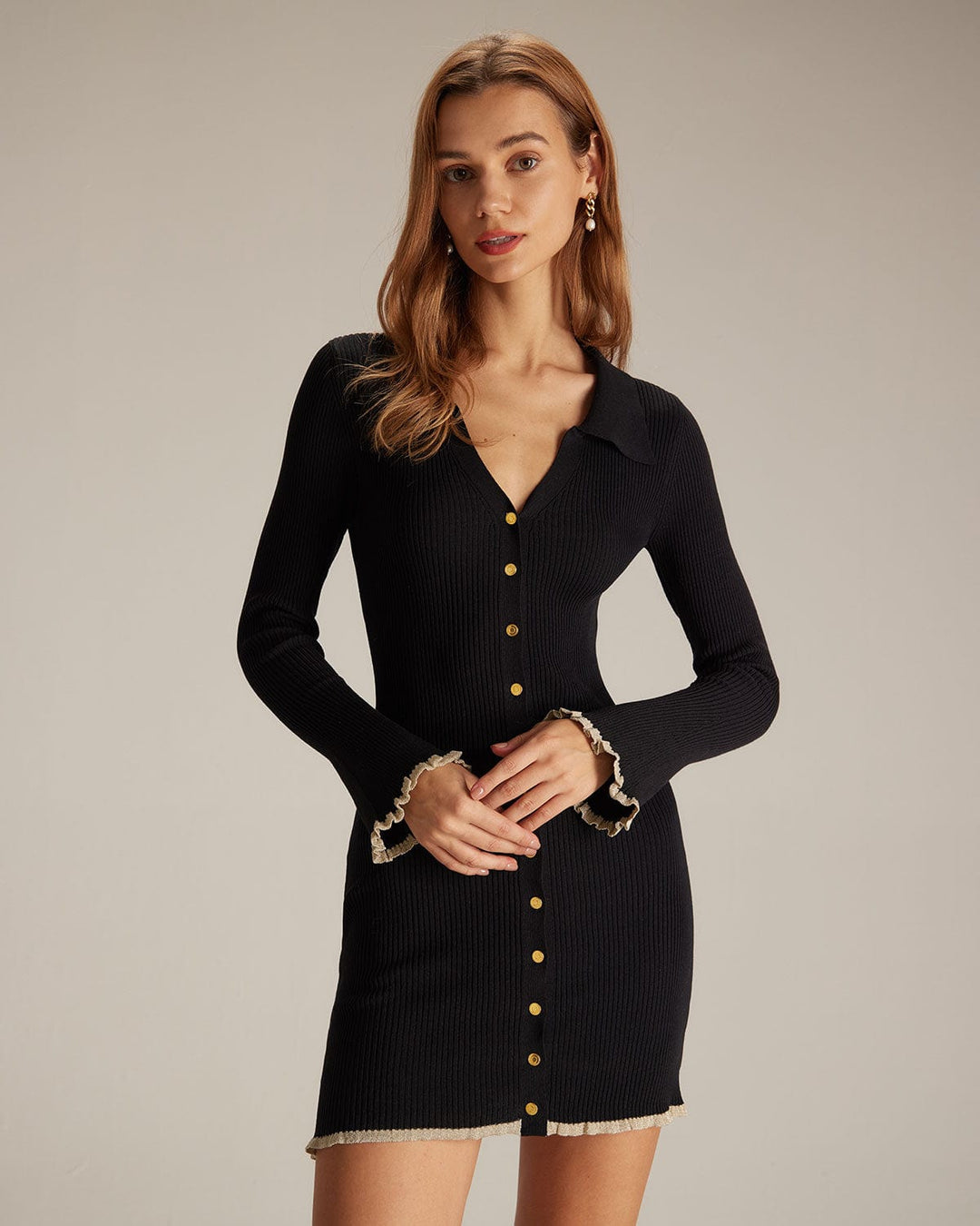 Schwarzes V-Ausschnitt Strick-Minikleid mit Kontrastdetails